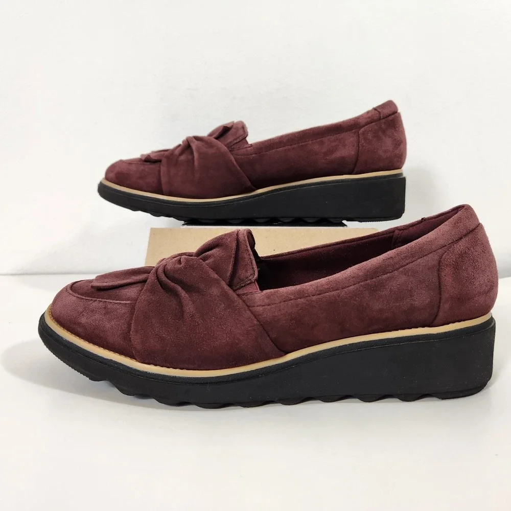 Clarks Sharon Dasher Burgundy Suede Comfort Shoes Slipon Womens Size 9.5 Loafers
